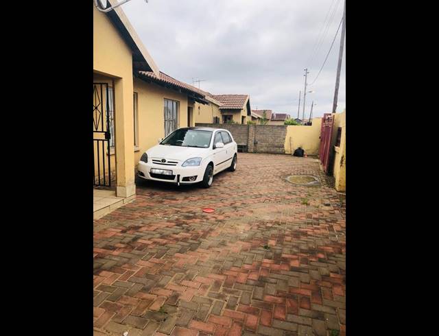 3 BEDROOM HOUSE FOR SALE IN LEACHVILLE